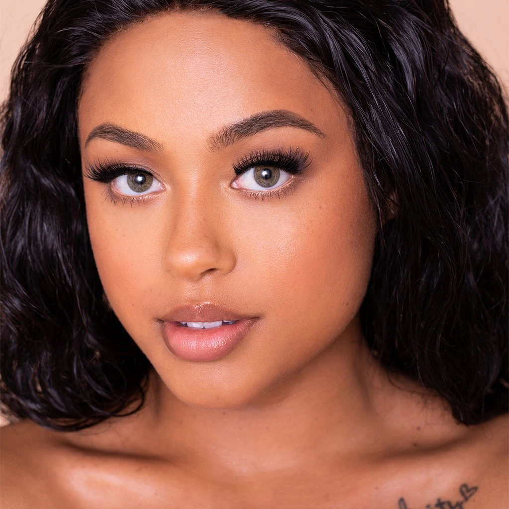 The Crème Shop Eyelashes 3D Faux Mink Lashes In "Cali" 2 The Crème Shop Eyelashes 3D Faux Mink Lashes In "Cali"